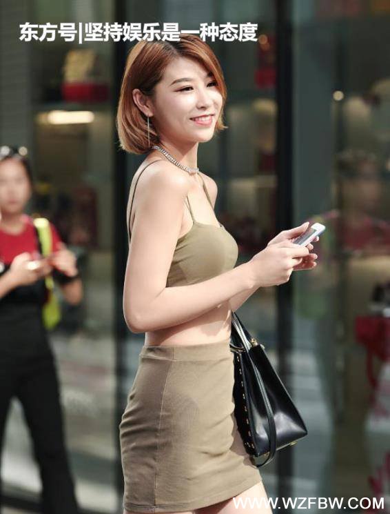 明星街头穿搭_街拍明星夏季穿搭图片_明星穿搭街拍