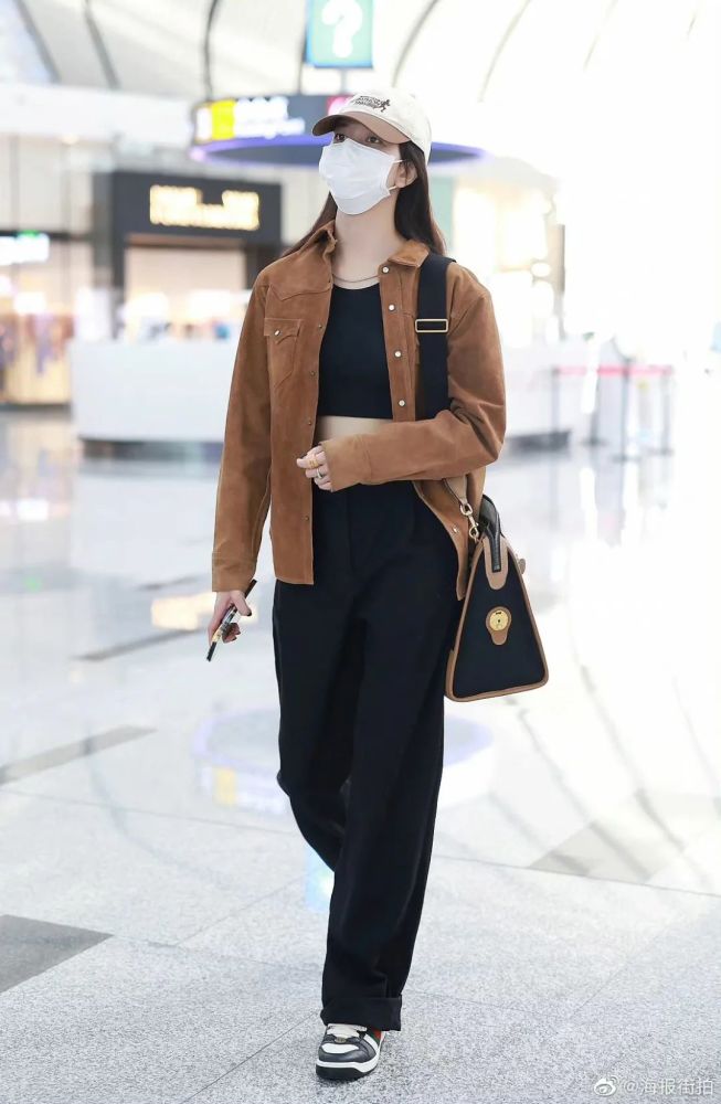 明星穿搭街拍_周迅街拍穿搭图片裙子_街拍牛仔裤美女穿搭2018夏