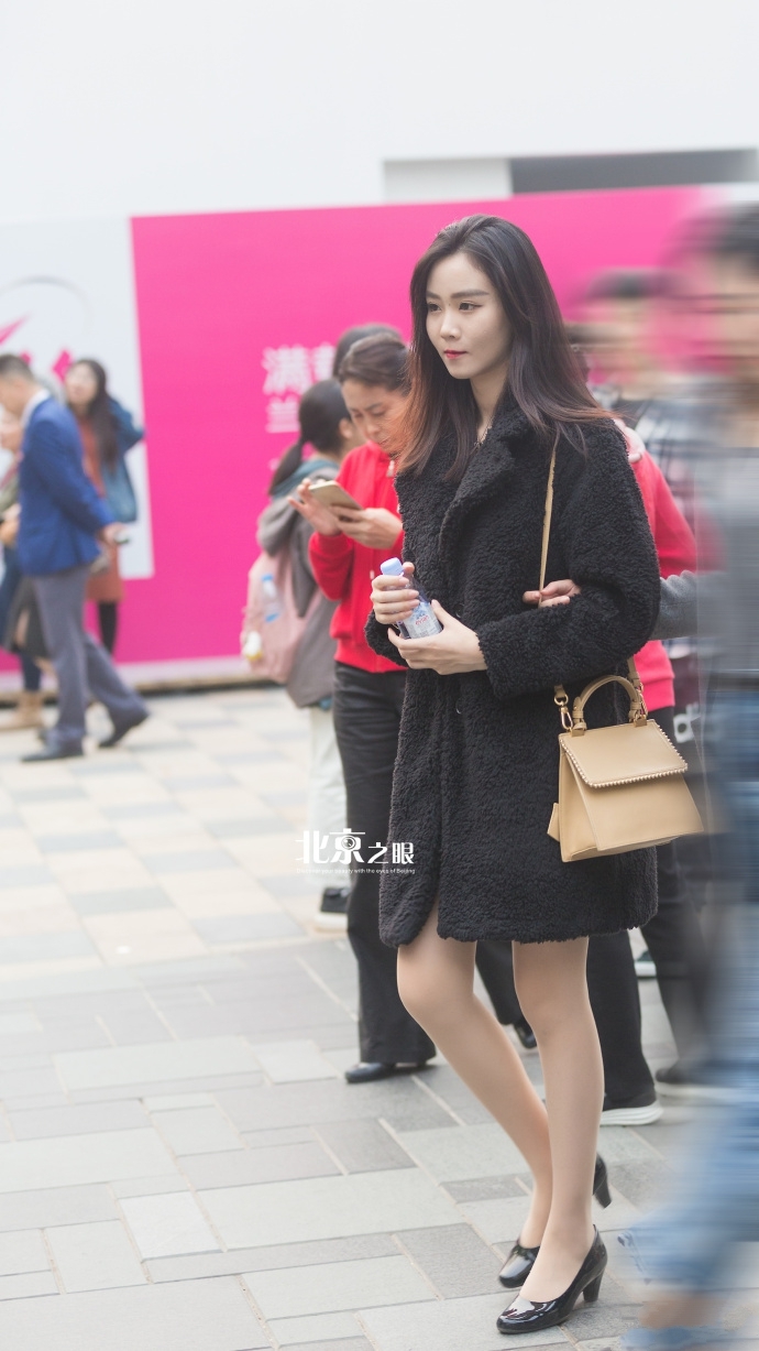 时尚搭配街拍_街拍搭配时尚图片_街拍搭配图