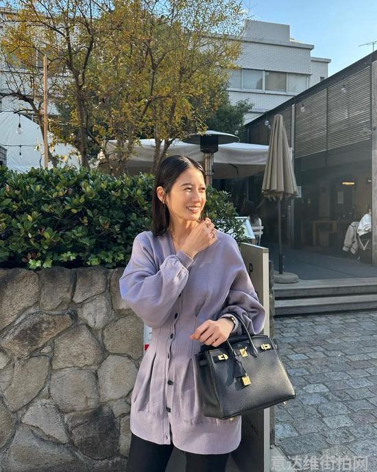 热门单职业传奇_单肩斜跨女包女星街拍_热门单品街拍