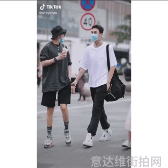 时尚搭配街拍_冬装时尚搭配街拍组图_最新冬装时尚搭配街拍