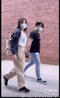 时尚博主街拍_街拍时尚博主是谁_时尚博主街拍最近