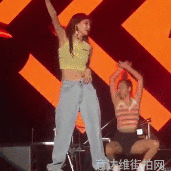 明星穿搭街拍_街拍明星夏季穿搭图片_明星时尚街拍