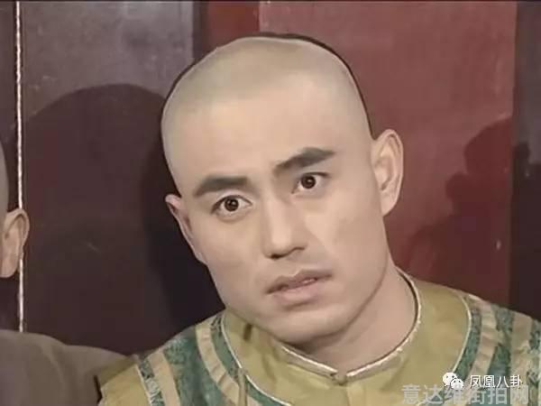 明星时尚街拍_明星穿搭街拍_明星街头穿搭