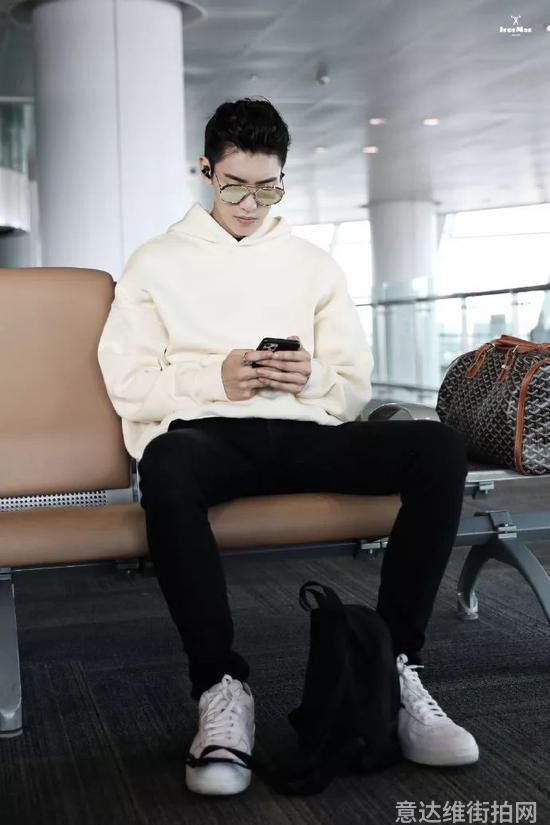 明星穿搭街拍_明星时尚街拍_街拍明星夏季穿搭图片