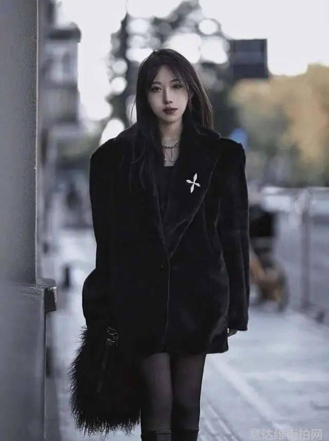 欧美达人街拍穿搭示范_明星穿搭街拍_周迅街拍穿搭图片裙子