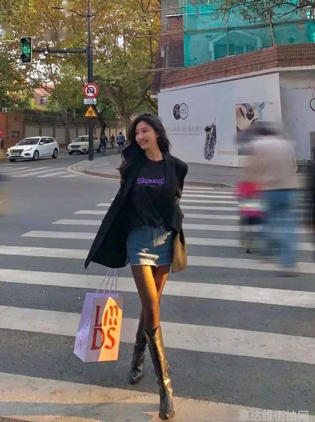 周迅街拍穿搭图片裙子_欧美达人街拍穿搭示范_明星穿搭街拍
