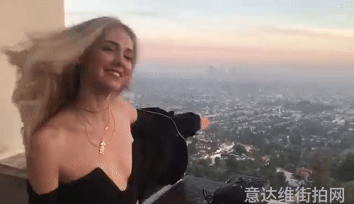 穿搭博主街拍_时尚博主街拍_街拍时尚博主推荐