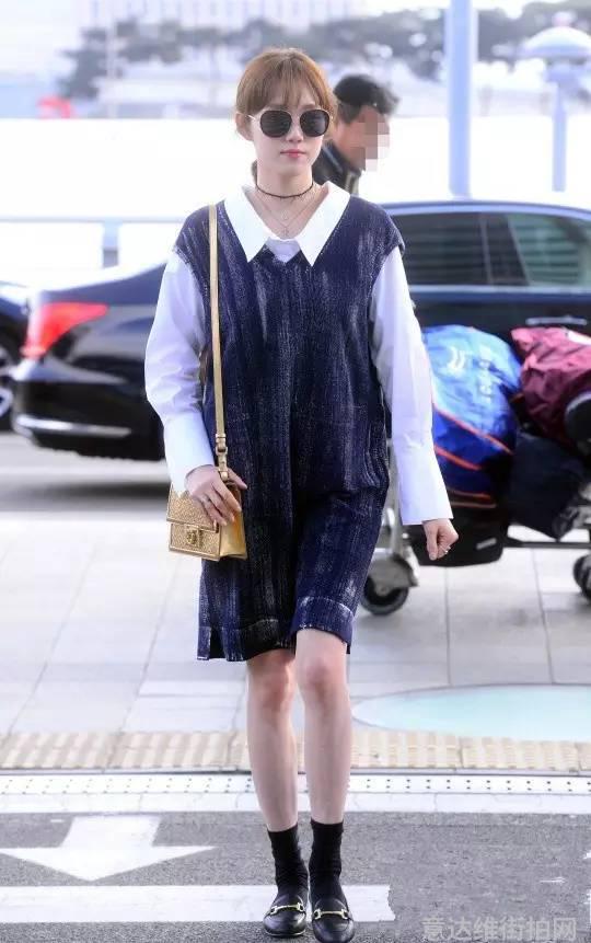明星时尚街拍_明星穿搭街拍_街拍明星穿百褶裙搭配图片
