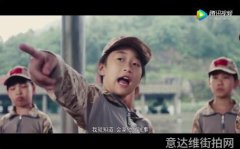 街头风尚时尚博主的反差魅力大揭秘