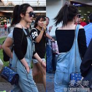 杨幂机场街拍 一言不合就回到了18岁