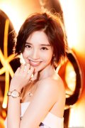 唐艺昕要转型出席活动all黑穿搭做酷帅女孩却被