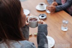 未来街拍中可能出现哪些新的热门单品