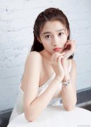 关晓彤郑爽同穿水果绿一位穿条legg
