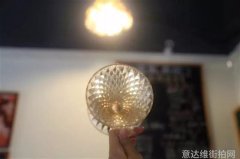 明星同款月亮夹-探寻时尚潮流的隐秘魅力