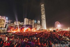 潮流先锋时尚博主的灵魂速写