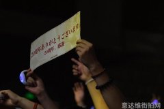 城市街拍漫步在繁华中的瞬间