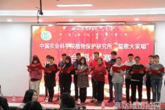 潮流风尚热门单品街拍搭配