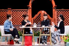 热门单品街拍(潮流尖兵)时尚达人的独特穿搭秘籍