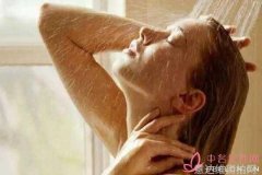 欧美明星街拍中的穿搭技巧如何适用于日常穿搭