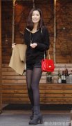 冬季ol服装服饰搭配 嚣张色彩扮靓办公室