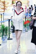 杨幂刘诗诗 当红花旦机场街拍大PK