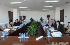 哪些单品在街拍中经常出现但并不一定适合每个